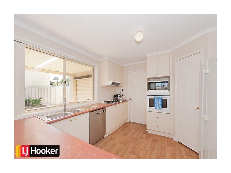 2 Joanna Place, Goulburn NSW 2580