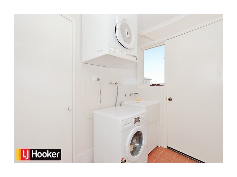 2 Joanna Place, Goulburn NSW 2580