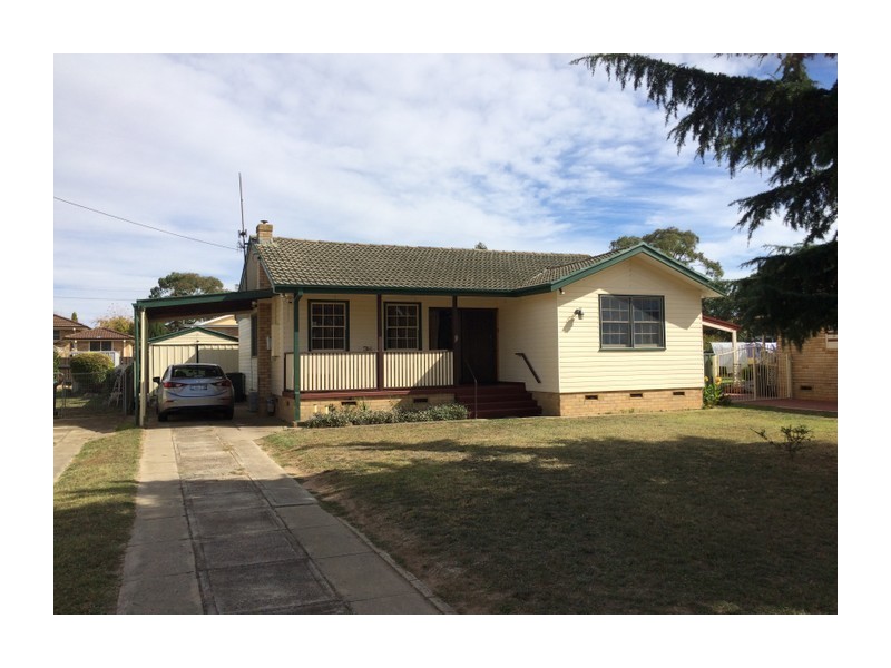 26 Gerathy Street, Goulburn NSW 2580