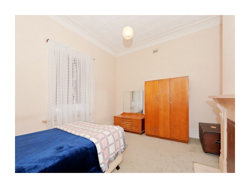 8 Cooma Avenue, Goulburn NSW 2580