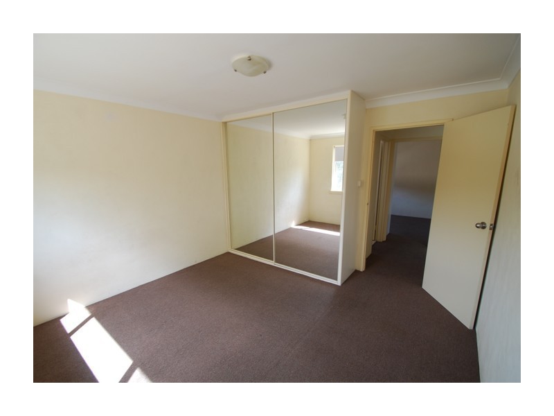 8/2 Albion Street, Goulburn NSW 2580