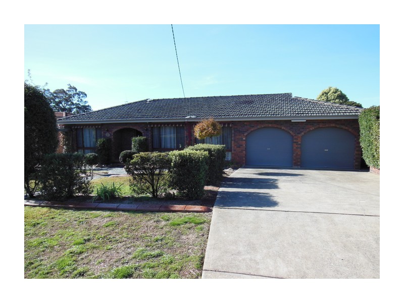 83 Cathcart Street, Goulburn NSW 2580