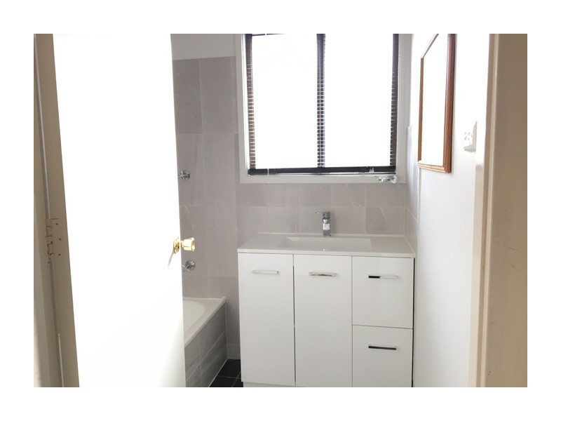 12 Grunsell Crescent, Goulburn NSW 2580