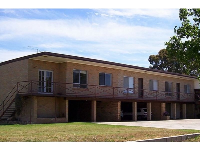 15 Avoca Street, Goulburn NSW 2580