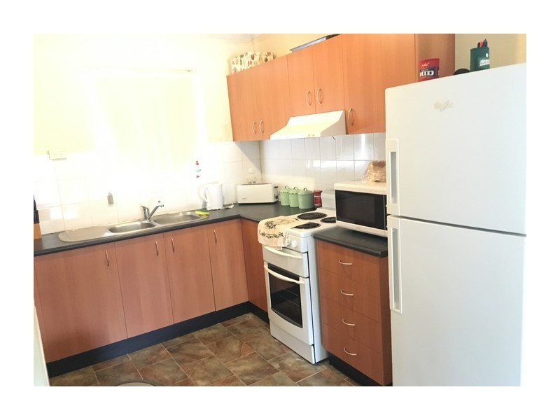 3/4 Albion Street, Goulburn NSW 2580