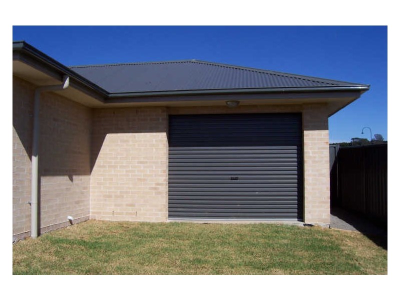 41 Mcguire Drive, Goulburn NSW 2580