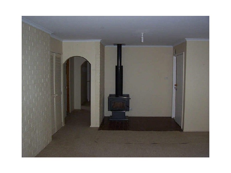 73 Eleanor Street, Goulburn NSW 2580