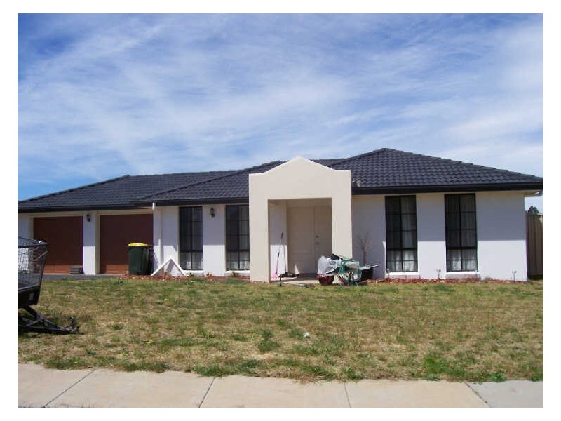 5 Wright Place, Goulburn NSW 2580