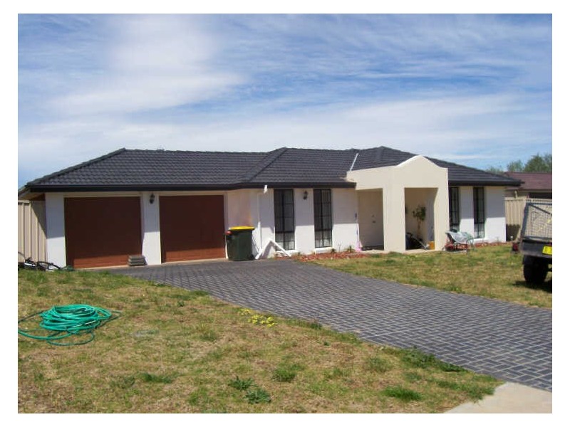 5 Wright Place, Goulburn NSW 2580