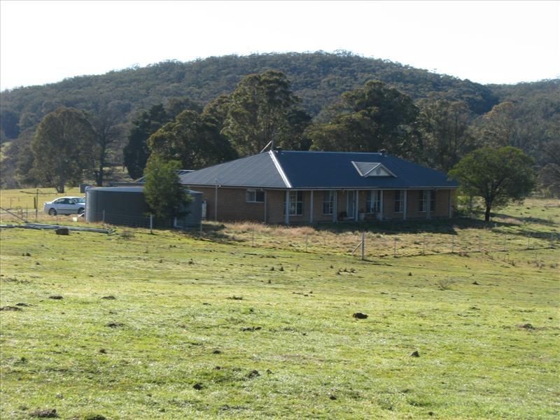 127 Longswamp Road, Greenwich Park NSW 2580