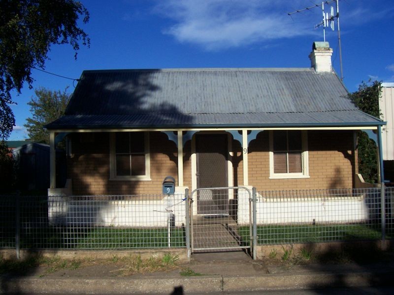 9 Taylor Street, Goulburn NSW 2580