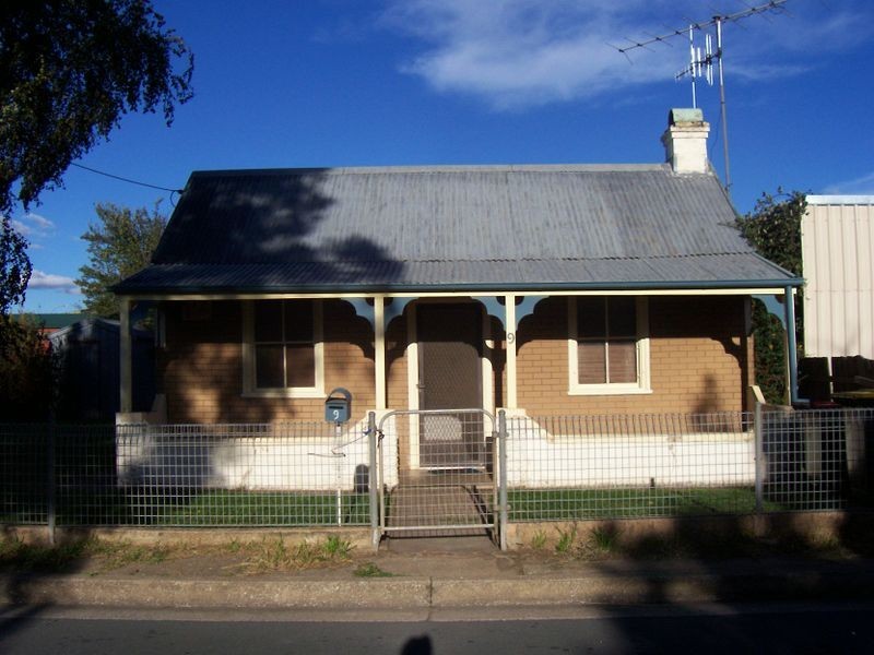 9 Taylor Street, Goulburn NSW 2580