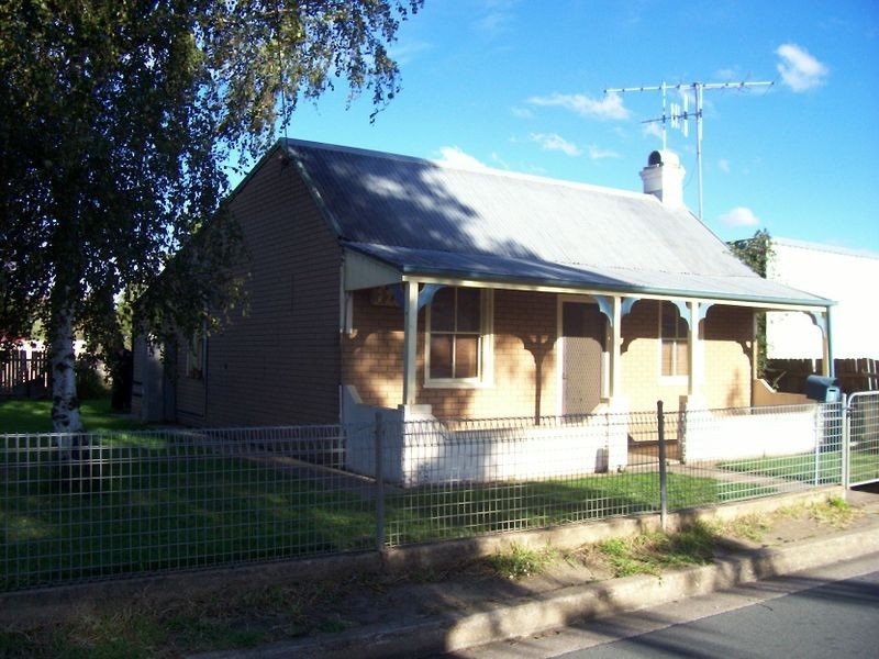 9 Taylor Street, Goulburn NSW 2580