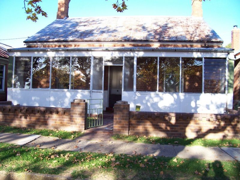 2/17 Joshua Street, Goulburn NSW 2580