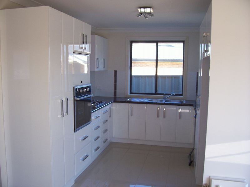 12 Wright Place, Goulburn NSW 2580