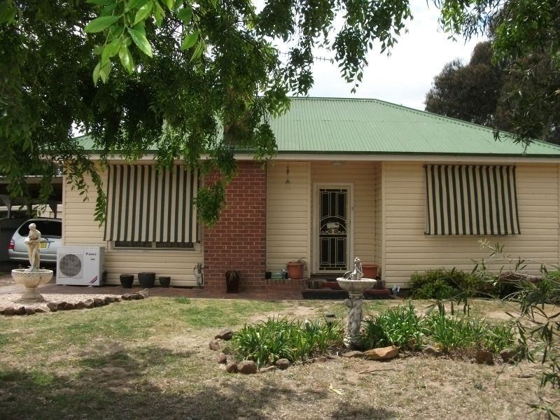 35 Wyatt Street, Goulburn NSW 2580