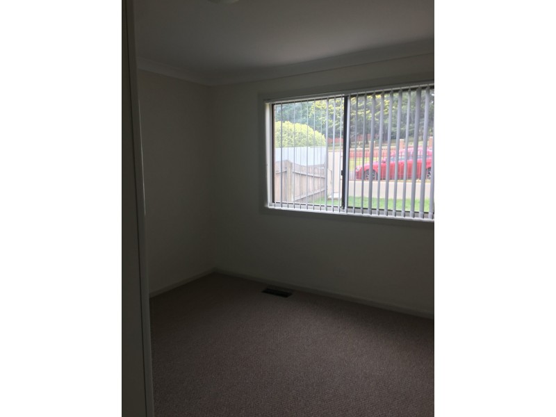 18 Kenmore Street, Goulburn NSW 2580