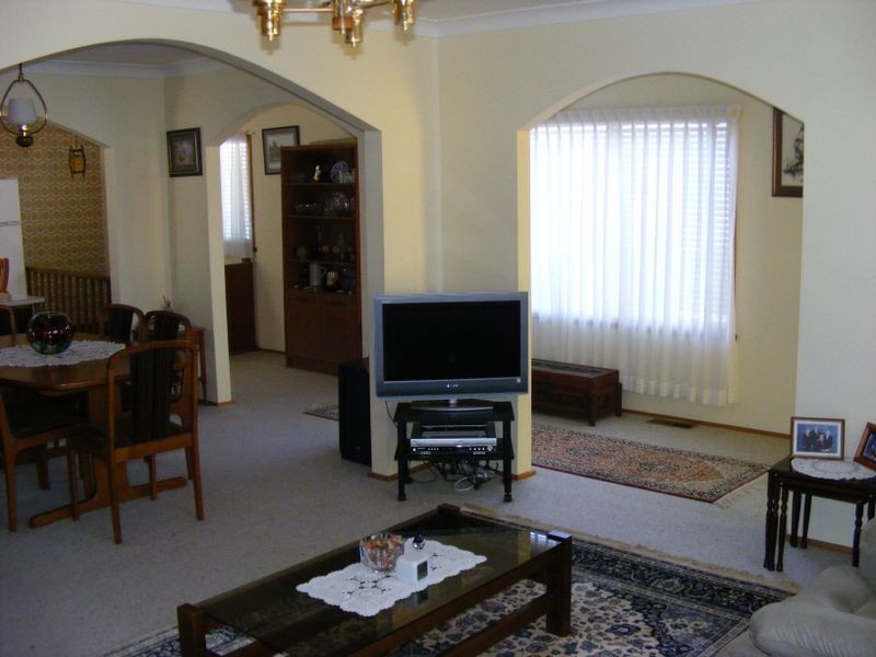 7 Tara Place, Goulburn NSW 2580