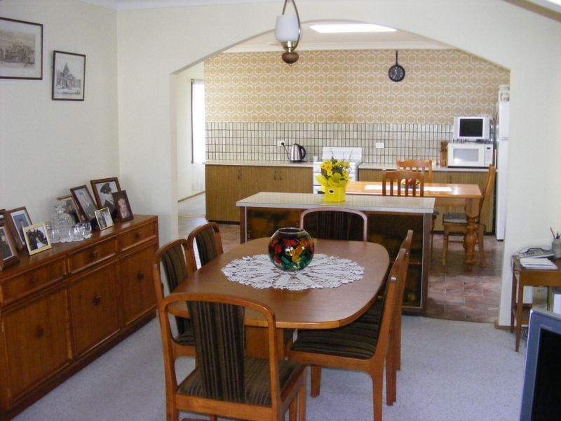 7 Tara Place, Goulburn NSW 2580