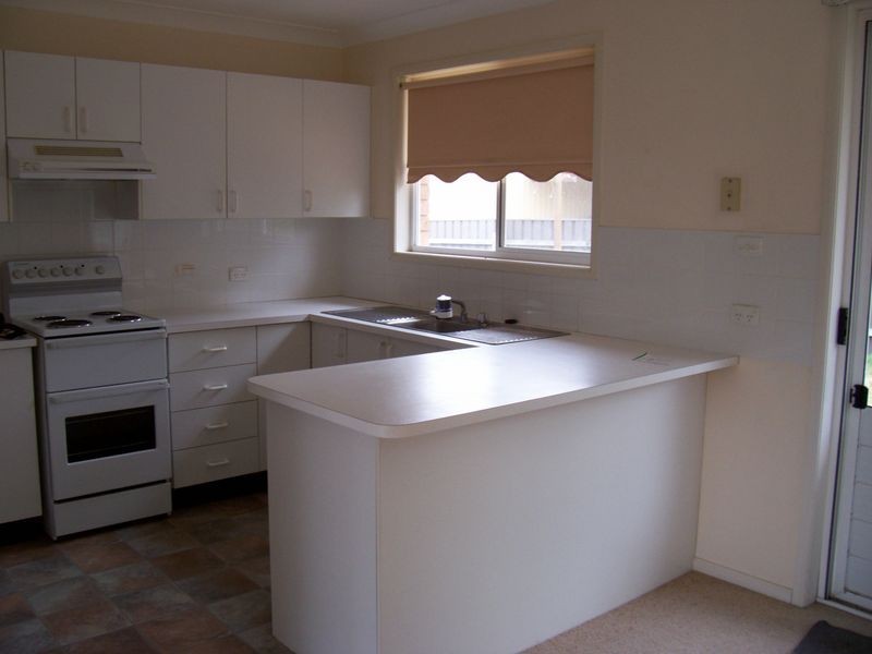 18 Parkside Place, Goulburn NSW 2580