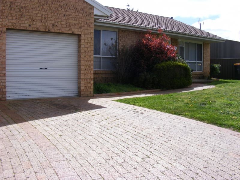 18 Parkside Place, Goulburn NSW 2580