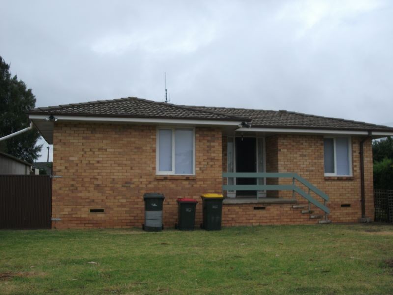 25 Gourock Avenue, Goulburn NSW 2580