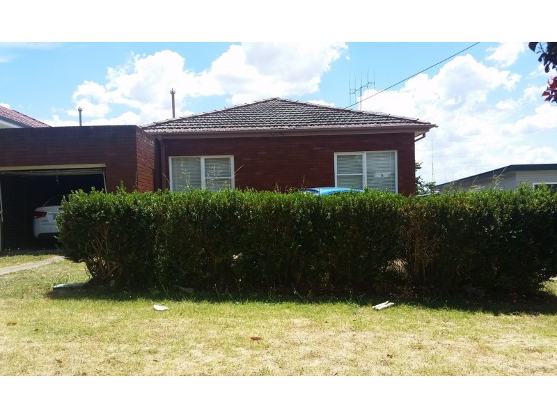 83 Combermere Street, Goulburn NSW 2580