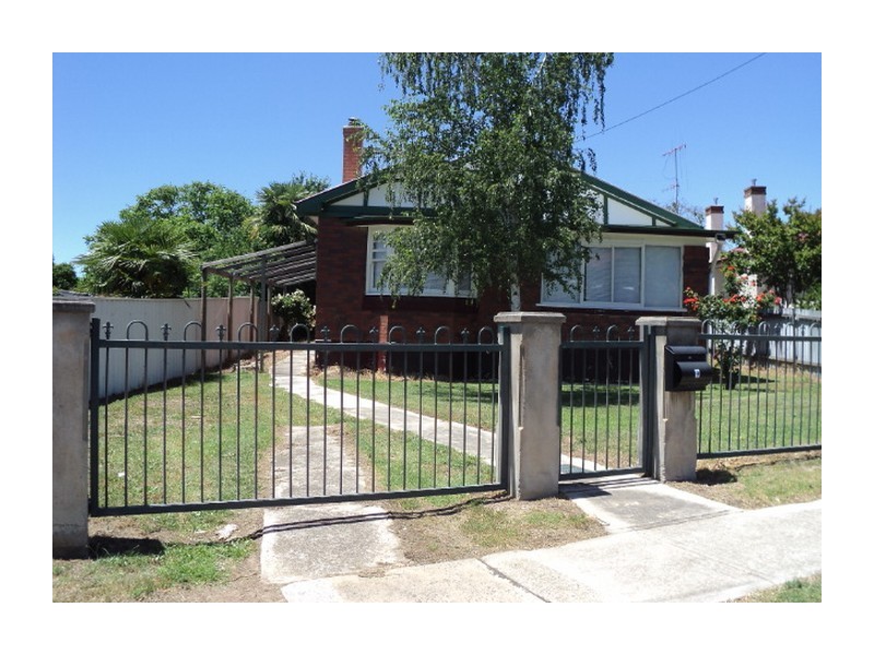 9 Albert Street, Goulburn NSW 2580