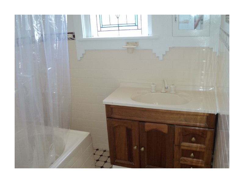 9 Albert Street, Goulburn NSW 2580