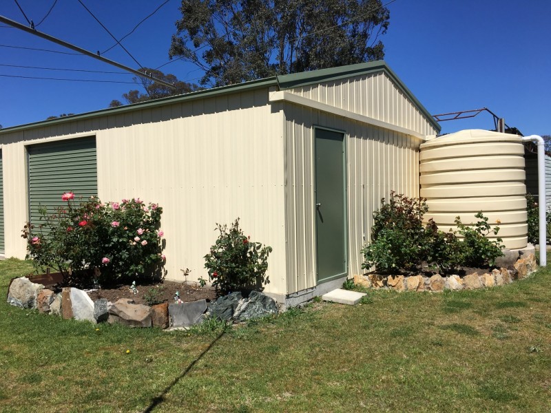 8 Austin Avenue, Marulan NSW 2579