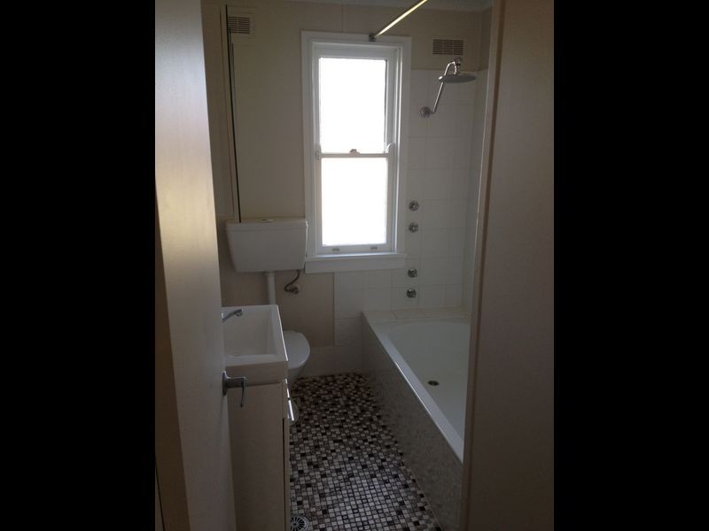 63 Robinson Street, Goulburn NSW 2580