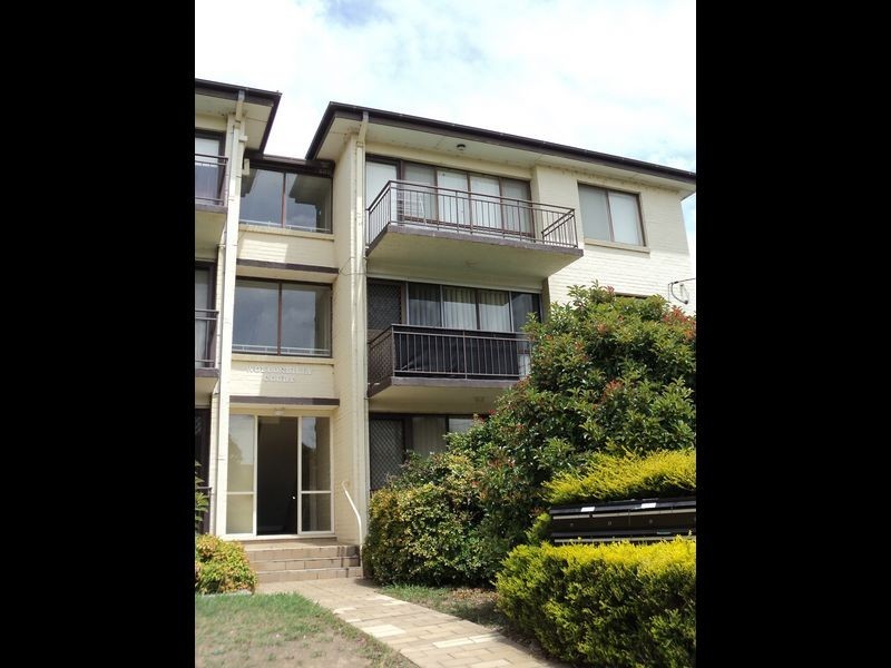 4/11 Queen Street, Goulburn NSW 2580