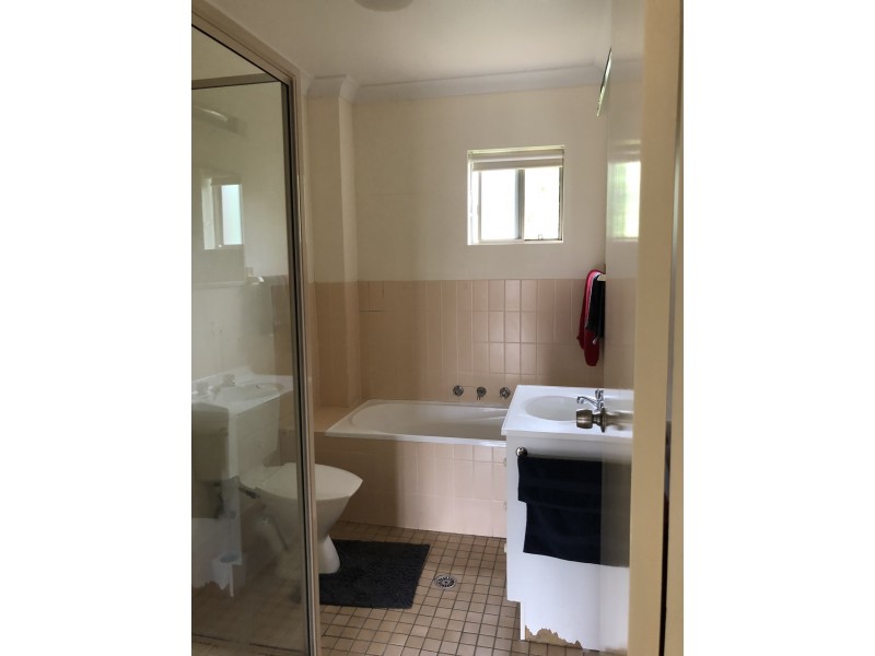 22/33 Ottiwell Street, Goulburn NSW 2580