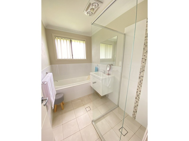 8 Lucas Close, Goulburn NSW 2580