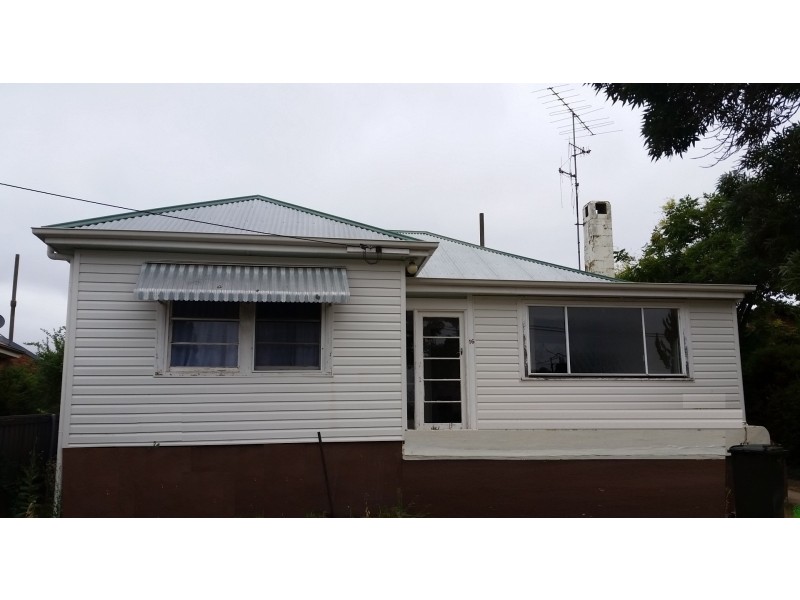 16 Elizabeth Street, Goulburn NSW 2580