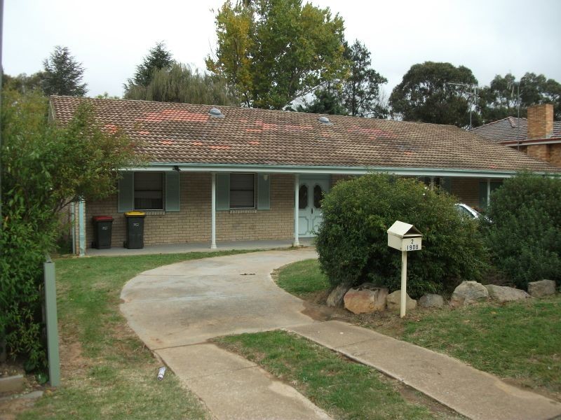 2/190B Addison Street, Goulburn NSW 2580
