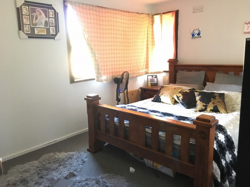 33 Gourock Avenue, Goulburn NSW 2580