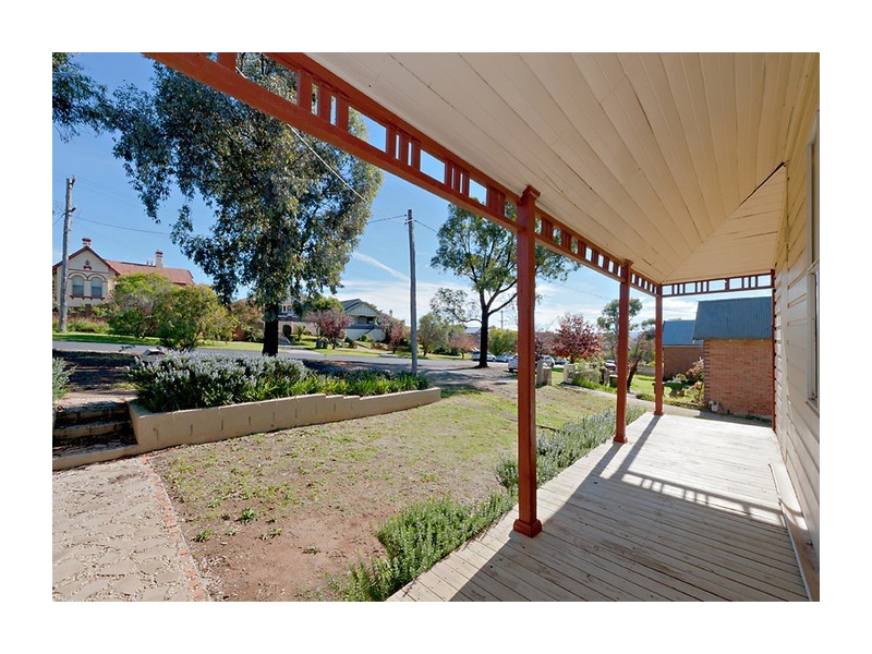 11 Auburn Street, Goulburn NSW 2580
