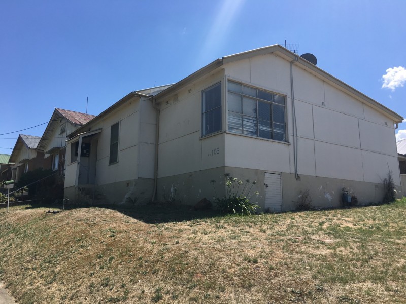 2/103 Mundy Street, Goulburn NSW 2580
