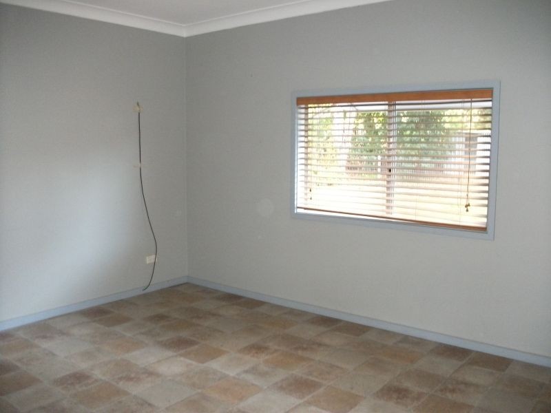 52 Rhoda Street, Goulburn NSW 2580