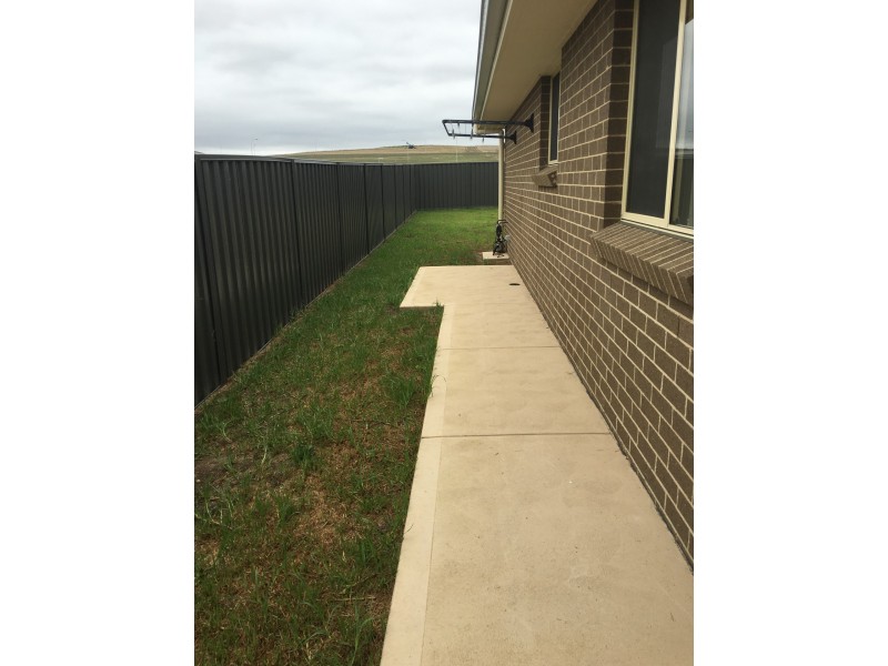 19 Hunter Street, Goulburn NSW 2580