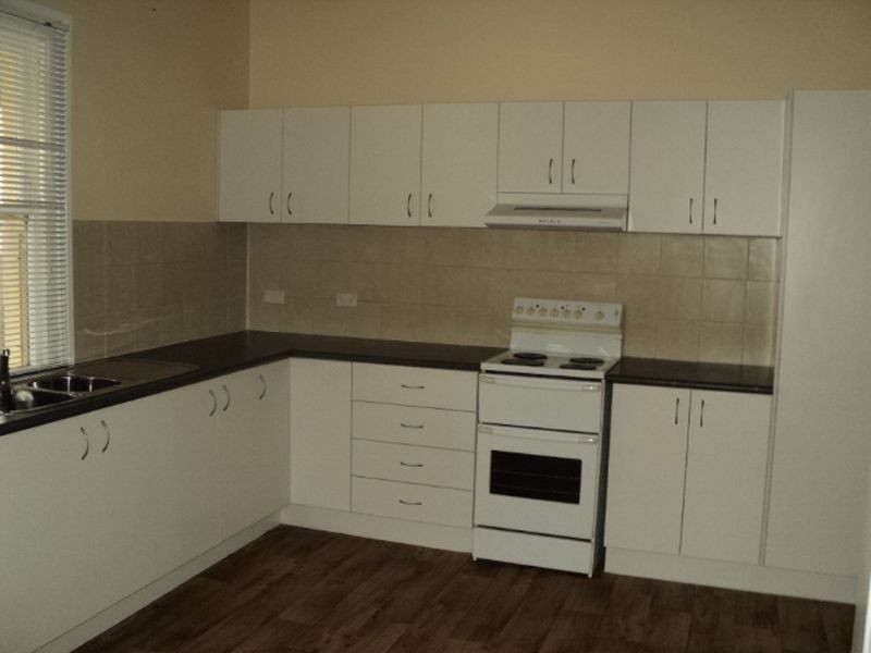 16 John Street, Goulburn NSW 2580