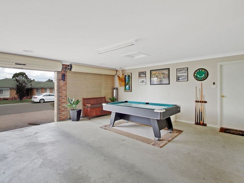 8 Paradise Place, Goulburn NSW 2580