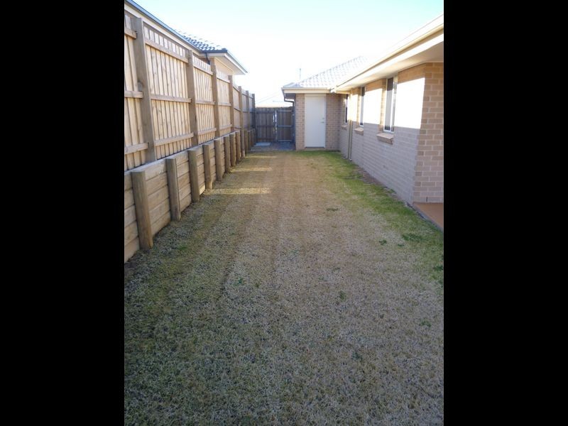 5 Kelly Place, Goulburn NSW 2580