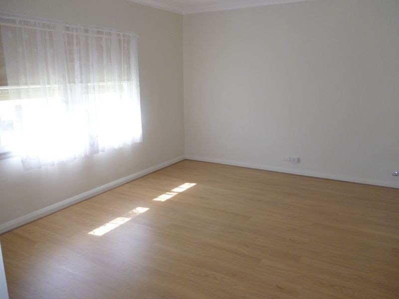 86 Clinton Street, Goulburn NSW 2580