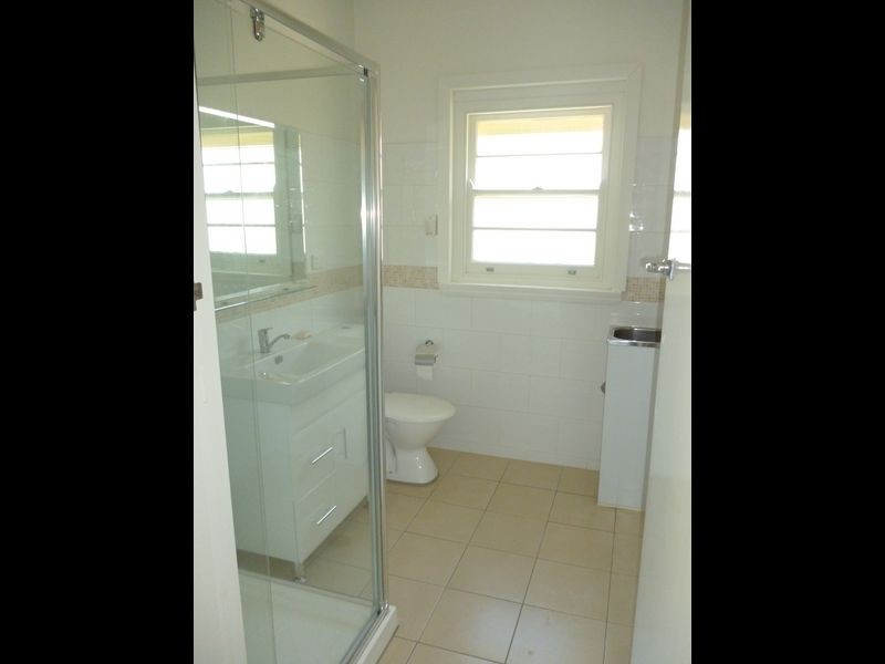 86 Clinton Street, Goulburn NSW 2580