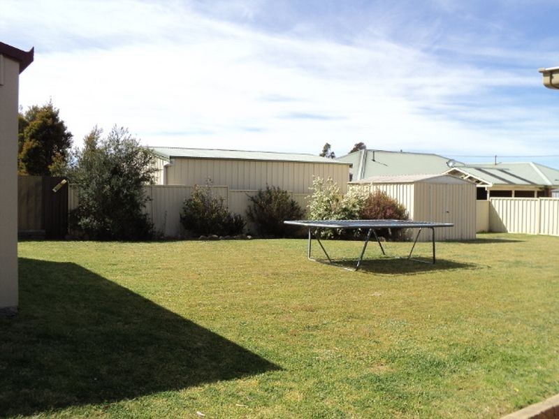 16 Loseby Avenue, Marulan NSW 2579
