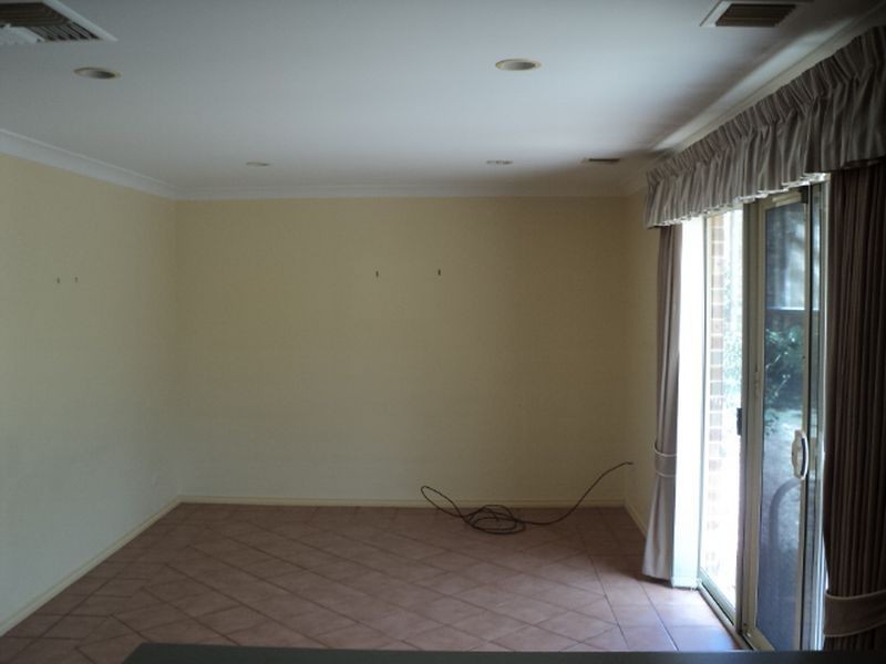 10 Beverly Close, Goulburn NSW 2580