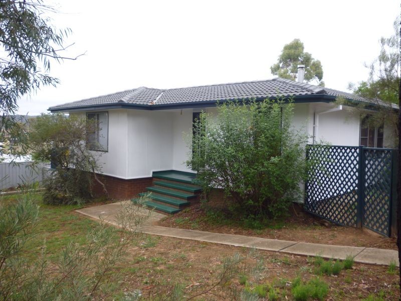 7 Kirke Place, Goulburn NSW 2580