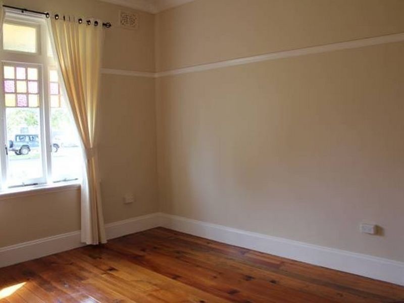 33 Cole  Street, Goulburn NSW 2580